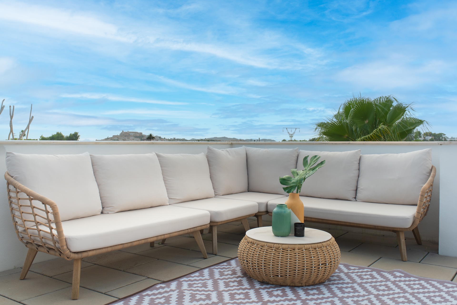 Resa Estates Ibiza Jesus townhouse 3 bedrooms te koop sale chill ouit.jpg